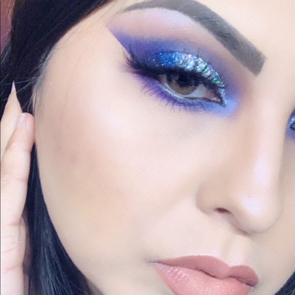 Meet your Posher, Crystal - Picture 4 of 5